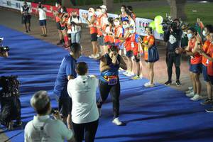 BIB: 20065, 2530, 25265, 24094, 23461
                            <button type="button" onclick="openModal(16112332)" class="btn btn-primary btn-sm float-right btn-popup" data-toggle="modal" data-target=".modal-high-quality">
                        <i class="fas fa-shopping-cart"></i> Add to Cart
                    </button>
                                            <button type="button" onclick="isThisMe(16112332, true)" class="btn btn-success btn-sm float-right btn-popup btn-isme hidden" data-toggle="tooltip" data-placement="bottom" title="นี่คือรูปของคุณใช่ไหม คลิกที่นี่เพื่อเอาเข้าอัลบั้ม">
                        <i class="fas fa-plus"></i> Add to album
                    </button>
                    <button type="button" onclick="isThisMe(16112332, false)" class="btn btn-warning btn-sm float-right btn-popup btn-isnotme hidden">
                        <i class="fas fa-ban"></i> Remove from album
                    </button>