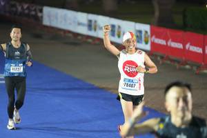 BIB: 21879, 26399, 23757, 25360, 2724
                            <button type="button" onclick="openModal(16133359)" class="btn btn-primary btn-sm float-right btn-popup" data-toggle="modal" data-target=".modal-high-quality">
                        <i class="fas fa-shopping-cart"></i> Add to Cart
                    </button>
                                            <button type="button" onclick="isThisMe(16133359, true)" class="btn btn-success btn-sm float-right btn-popup btn-isme hidden" data-toggle="tooltip" data-placement="bottom" title="นี่คือรูปของคุณใช่ไหม คลิกที่นี่เพื่อเอาเข้าอัลบั้ม">
                        <i class="fas fa-plus"></i> Add to album
                    </button>
                    <button type="button" onclick="isThisMe(16133359, false)" class="btn btn-warning btn-sm float-right btn-popup btn-isnotme hidden">
                        <i class="fas fa-ban"></i> Remove from album
                    </button>