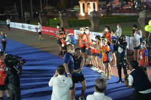 BIB: 071, 21083, 26176, 25551
                            <button type="button" onclick="openModal(16113177)" class="btn btn-primary btn-sm float-right btn-popup" data-toggle="modal" data-target=".modal-high-quality">
                        <i class="fas fa-shopping-cart"></i> Add to Cart
                    </button>
                                            <button type="button" onclick="isThisMe(16113177, true)" class="btn btn-success btn-sm float-right btn-popup btn-isme hidden" data-toggle="tooltip" data-placement="bottom" title="นี่คือรูปของคุณใช่ไหม คลิกที่นี่เพื่อเอาเข้าอัลบั้ม">
                        <i class="fas fa-plus"></i> Add to album
                    </button>
                    <button type="button" onclick="isThisMe(16113177, false)" class="btn btn-warning btn-sm float-right btn-popup btn-isnotme hidden">
                        <i class="fas fa-ban"></i> Remove from album
                    </button>