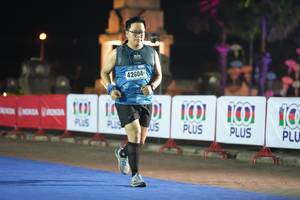 BIB: 207, 20478, 0184, 22784
                            <button type="button" onclick="openModal(16091193)" class="btn btn-primary btn-sm float-right btn-popup" data-toggle="modal" data-target=".modal-high-quality">
                        <i class="fas fa-shopping-cart"></i> Add to Cart
                    </button>
                                            <button type="button" onclick="isThisMe(16091193, true)" class="btn btn-success btn-sm float-right btn-popup btn-isme hidden" data-toggle="tooltip" data-placement="bottom" title="นี่คือรูปของคุณใช่ไหม คลิกที่นี่เพื่อเอาเข้าอัลบั้ม">
                        <i class="fas fa-plus"></i> Add to album
                    </button>
                    <button type="button" onclick="isThisMe(16091193, false)" class="btn btn-warning btn-sm float-right btn-popup btn-isnotme hidden">
                        <i class="fas fa-ban"></i> Remove from album
                    </button>