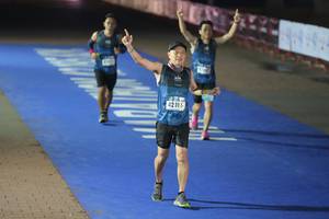 BIB: 26698, 24083, 24451, 64284
                            <button type="button" onclick="openModal(16132393)" class="btn btn-primary btn-sm float-right btn-popup" data-toggle="modal" data-target=".modal-high-quality">
                        <i class="fas fa-shopping-cart"></i> Add to Cart
                    </button>
                                            <button type="button" onclick="isThisMe(16132393, true)" class="btn btn-success btn-sm float-right btn-popup btn-isme hidden" data-toggle="tooltip" data-placement="bottom" title="นี่คือรูปของคุณใช่ไหม คลิกที่นี่เพื่อเอาเข้าอัลบั้ม">
                        <i class="fas fa-plus"></i> Add to album
                    </button>
                    <button type="button" onclick="isThisMe(16132393, false)" class="btn btn-warning btn-sm float-right btn-popup btn-isnotme hidden">
                        <i class="fas fa-ban"></i> Remove from album
                    </button>