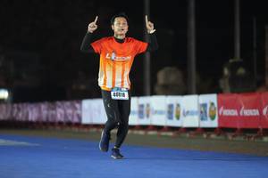 BIB: 20509, 20091
                            <button type="button" onclick="openModal(16088369)" class="btn btn-primary btn-sm float-right btn-popup" data-toggle="modal" data-target=".modal-high-quality">
                        <i class="fas fa-shopping-cart"></i> Add to Cart
                    </button>
                                            <button type="button" onclick="isThisMe(16088369, true)" class="btn btn-success btn-sm float-right btn-popup btn-isme hidden" data-toggle="tooltip" data-placement="bottom" title="นี่คือรูปของคุณใช่ไหม คลิกที่นี่เพื่อเอาเข้าอัลบั้ม">
                        <i class="fas fa-plus"></i> Add to album
                    </button>
                    <button type="button" onclick="isThisMe(16088369, false)" class="btn btn-warning btn-sm float-right btn-popup btn-isnotme hidden">
                        <i class="fas fa-ban"></i> Remove from album
                    </button>