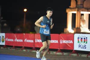 BIB: 252, 23020
                            <button type="button" onclick="openModal(16110311)" class="btn btn-primary btn-sm float-right btn-popup" data-toggle="modal" data-target=".modal-high-quality">
                        <i class="fas fa-shopping-cart"></i> Add to Cart
                    </button>
                                            <button type="button" onclick="isThisMe(16110311, true)" class="btn btn-success btn-sm float-right btn-popup btn-isme hidden" data-toggle="tooltip" data-placement="bottom" title="นี่คือรูปของคุณใช่ไหม คลิกที่นี่เพื่อเอาเข้าอัลบั้ม">
                        <i class="fas fa-plus"></i> Add to album
                    </button>
                    <button type="button" onclick="isThisMe(16110311, false)" class="btn btn-warning btn-sm float-right btn-popup btn-isnotme hidden">
                        <i class="fas fa-ban"></i> Remove from album
                    </button>