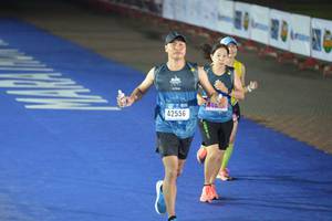 BIB: 23300
                            <button type="button" onclick="openModal(16124152)" class="btn btn-primary btn-sm float-right btn-popup" data-toggle="modal" data-target=".modal-high-quality">
                        <i class="fas fa-shopping-cart"></i> Add to Cart
                    </button>
                                            <button type="button" onclick="isThisMe(16124152, true)" class="btn btn-success btn-sm float-right btn-popup btn-isme hidden" data-toggle="tooltip" data-placement="bottom" title="นี่คือรูปของคุณใช่ไหม คลิกที่นี่เพื่อเอาเข้าอัลบั้ม">
                        <i class="fas fa-plus"></i> Add to album
                    </button>
                    <button type="button" onclick="isThisMe(16124152, false)" class="btn btn-warning btn-sm float-right btn-popup btn-isnotme hidden">
                        <i class="fas fa-ban"></i> Remove from album
                    </button>