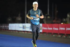 BIB: 26421, 23868, 209
                            <button type="button" onclick="openModal(16096781)" class="btn btn-primary btn-sm float-right btn-popup" data-toggle="modal" data-target=".modal-high-quality">
                        <i class="fas fa-shopping-cart"></i> Add to Cart
                    </button>
                                            <button type="button" onclick="isThisMe(16096781, true)" class="btn btn-success btn-sm float-right btn-popup btn-isme hidden" data-toggle="tooltip" data-placement="bottom" title="นี่คือรูปของคุณใช่ไหม คลิกที่นี่เพื่อเอาเข้าอัลบั้ม">
                        <i class="fas fa-plus"></i> Add to album
                    </button>
                    <button type="button" onclick="isThisMe(16096781, false)" class="btn btn-warning btn-sm float-right btn-popup btn-isnotme hidden">
                        <i class="fas fa-ban"></i> Remove from album
                    </button>