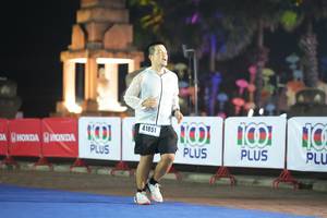 BIB: 22569
                            <button type="button" onclick="openModal(16110803)" class="btn btn-primary btn-sm float-right btn-popup" data-toggle="modal" data-target=".modal-high-quality">
                        <i class="fas fa-shopping-cart"></i> Add to Cart
                    </button>
                                            <button type="button" onclick="isThisMe(16110803, true)" class="btn btn-success btn-sm float-right btn-popup btn-isme hidden" data-toggle="tooltip" data-placement="bottom" title="นี่คือรูปของคุณใช่ไหม คลิกที่นี่เพื่อเอาเข้าอัลบั้ม">
                        <i class="fas fa-plus"></i> Add to album
                    </button>
                    <button type="button" onclick="isThisMe(16110803, false)" class="btn btn-warning btn-sm float-right btn-popup btn-isnotme hidden">
                        <i class="fas fa-ban"></i> Remove from album
                    </button>