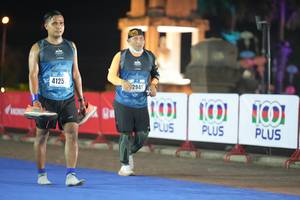 BIB: 25500, 22971, 27109
                            <button type="button" onclick="openModal(16110688)" class="btn btn-primary btn-sm float-right btn-popup" data-toggle="modal" data-target=".modal-high-quality">
                        <i class="fas fa-shopping-cart"></i> Add to Cart
                    </button>
                                            <button type="button" onclick="isThisMe(16110688, true)" class="btn btn-success btn-sm float-right btn-popup btn-isme hidden" data-toggle="tooltip" data-placement="bottom" title="นี่คือรูปของคุณใช่ไหม คลิกที่นี่เพื่อเอาเข้าอัลบั้ม">
                        <i class="fas fa-plus"></i> Add to album
                    </button>
                    <button type="button" onclick="isThisMe(16110688, false)" class="btn btn-warning btn-sm float-right btn-popup btn-isnotme hidden">
                        <i class="fas fa-ban"></i> Remove from album
                    </button>