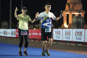 BIB: 22605, 27539
                            <button type="button" onclick="openModal(16096464)" class="btn btn-primary btn-sm float-right btn-popup" data-toggle="modal" data-target=".modal-high-quality">
                        <i class="fas fa-shopping-cart"></i> Add to Cart
                    </button>
                                            <button type="button" onclick="isThisMe(16096464, true)" class="btn btn-success btn-sm float-right btn-popup btn-isme hidden" data-toggle="tooltip" data-placement="bottom" title="นี่คือรูปของคุณใช่ไหม คลิกที่นี่เพื่อเอาเข้าอัลบั้ม">
                        <i class="fas fa-plus"></i> Add to album
                    </button>
                    <button type="button" onclick="isThisMe(16096464, false)" class="btn btn-warning btn-sm float-right btn-popup btn-isnotme hidden">
                        <i class="fas fa-ban"></i> Remove from album
                    </button>