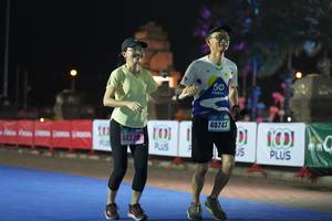 BIB: 2295, 2110, 2026, 224, 22685, 174
                            <button type="button" onclick="openModal(16096525)" class="btn btn-primary btn-sm float-right btn-popup" data-toggle="modal" data-target=".modal-high-quality">
                        <i class="fas fa-shopping-cart"></i> Add to Cart
                    </button>
                                            <button type="button" onclick="isThisMe(16096525, true)" class="btn btn-success btn-sm float-right btn-popup btn-isme hidden" data-toggle="tooltip" data-placement="bottom" title="นี่คือรูปของคุณใช่ไหม คลิกที่นี่เพื่อเอาเข้าอัลบั้ม">
                        <i class="fas fa-plus"></i> Add to album
                    </button>
                    <button type="button" onclick="isThisMe(16096525, false)" class="btn btn-warning btn-sm float-right btn-popup btn-isnotme hidden">
                        <i class="fas fa-ban"></i> Remove from album
                    </button>