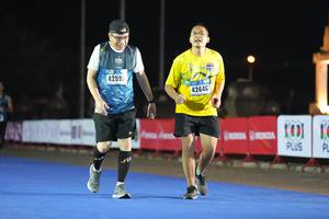 BIB: 025, 238, 2074, 22897
                            <button type="button" onclick="openModal(16098588)" class="btn btn-primary btn-sm float-right btn-popup" data-toggle="modal" data-target=".modal-high-quality">
                        <i class="fas fa-shopping-cart"></i> Add to Cart
                    </button>
                                            <button type="button" onclick="isThisMe(16098588, true)" class="btn btn-success btn-sm float-right btn-popup btn-isme hidden" data-toggle="tooltip" data-placement="bottom" title="นี่คือรูปของคุณใช่ไหม คลิกที่นี่เพื่อเอาเข้าอัลบั้ม">
                        <i class="fas fa-plus"></i> Add to album
                    </button>
                    <button type="button" onclick="isThisMe(16098588, false)" class="btn btn-warning btn-sm float-right btn-popup btn-isnotme hidden">
                        <i class="fas fa-ban"></i> Remove from album
                    </button>