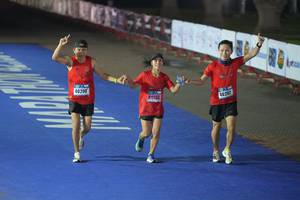 BIB: 204, 64284, 055, 23401
                            <button type="button" onclick="openModal(16132284)" class="btn btn-primary btn-sm float-right btn-popup" data-toggle="modal" data-target=".modal-high-quality">
                        <i class="fas fa-shopping-cart"></i> Add to Cart
                    </button>
                                            <button type="button" onclick="isThisMe(16132284, true)" class="btn btn-success btn-sm float-right btn-popup btn-isme hidden" data-toggle="tooltip" data-placement="bottom" title="นี่คือรูปของคุณใช่ไหม คลิกที่นี่เพื่อเอาเข้าอัลบั้ม">
                        <i class="fas fa-plus"></i> Add to album
                    </button>
                    <button type="button" onclick="isThisMe(16132284, false)" class="btn btn-warning btn-sm float-right btn-popup btn-isnotme hidden">
                        <i class="fas fa-ban"></i> Remove from album
                    </button>