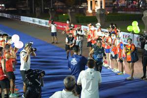 BIB: 22210, 24085
                            <button type="button" onclick="openModal(16112483)" class="btn btn-primary btn-sm float-right btn-popup" data-toggle="modal" data-target=".modal-high-quality">
                        <i class="fas fa-shopping-cart"></i> Add to Cart
                    </button>
                                            <button type="button" onclick="isThisMe(16112483, true)" class="btn btn-success btn-sm float-right btn-popup btn-isme hidden" data-toggle="tooltip" data-placement="bottom" title="นี่คือรูปของคุณใช่ไหม คลิกที่นี่เพื่อเอาเข้าอัลบั้ม">
                        <i class="fas fa-plus"></i> Add to album
                    </button>
                    <button type="button" onclick="isThisMe(16112483, false)" class="btn btn-warning btn-sm float-right btn-popup btn-isnotme hidden">
                        <i class="fas fa-ban"></i> Remove from album
                    </button>