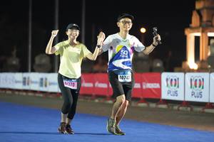 BIB: 121401
                            <button type="button" onclick="openModal(16096451)" class="btn btn-primary btn-sm float-right btn-popup" data-toggle="modal" data-target=".modal-high-quality">
                        <i class="fas fa-shopping-cart"></i> Add to Cart
                    </button>
                                            <button type="button" onclick="isThisMe(16096451, true)" class="btn btn-success btn-sm float-right btn-popup btn-isme hidden" data-toggle="tooltip" data-placement="bottom" title="นี่คือรูปของคุณใช่ไหม คลิกที่นี่เพื่อเอาเข้าอัลบั้ม">
                        <i class="fas fa-plus"></i> Add to album
                    </button>
                    <button type="button" onclick="isThisMe(16096451, false)" class="btn btn-warning btn-sm float-right btn-popup btn-isnotme hidden">
                        <i class="fas fa-ban"></i> Remove from album
                    </button>