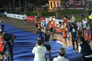 BIB: 24071, 2695, 21083, 25551
                            <button type="button" onclick="openModal(16113141)" class="btn btn-primary btn-sm float-right btn-popup" data-toggle="modal" data-target=".modal-high-quality">
                        <i class="fas fa-shopping-cart"></i> Add to Cart
                    </button>
                                            <button type="button" onclick="isThisMe(16113141, true)" class="btn btn-success btn-sm float-right btn-popup btn-isme hidden" data-toggle="tooltip" data-placement="bottom" title="นี่คือรูปของคุณใช่ไหม คลิกที่นี่เพื่อเอาเข้าอัลบั้ม">
                        <i class="fas fa-plus"></i> Add to album
                    </button>
                    <button type="button" onclick="isThisMe(16113141, false)" class="btn btn-warning btn-sm float-right btn-popup btn-isnotme hidden">
                        <i class="fas fa-ban"></i> Remove from album
                    </button>