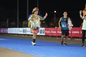 BIB: 26623, 2740
                            <button type="button" onclick="openModal(16109119)" class="btn btn-primary btn-sm float-right btn-popup" data-toggle="modal" data-target=".modal-high-quality">
                        <i class="fas fa-shopping-cart"></i> Add to Cart
                    </button>
                                            <button type="button" onclick="isThisMe(16109119, true)" class="btn btn-success btn-sm float-right btn-popup btn-isme hidden" data-toggle="tooltip" data-placement="bottom" title="นี่คือรูปของคุณใช่ไหม คลิกที่นี่เพื่อเอาเข้าอัลบั้ม">
                        <i class="fas fa-plus"></i> Add to album
                    </button>
                    <button type="button" onclick="isThisMe(16109119, false)" class="btn btn-warning btn-sm float-right btn-popup btn-isnotme hidden">
                        <i class="fas fa-ban"></i> Remove from album
                    </button>