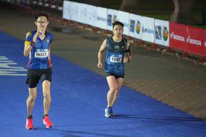 BIB: 21719, 339
                            <button type="button" onclick="openModal(16119008)" class="btn btn-primary btn-sm float-right btn-popup" data-toggle="modal" data-target=".modal-high-quality">
                        <i class="fas fa-shopping-cart"></i> Add to Cart
                    </button>
                                            <button type="button" onclick="isThisMe(16119008, true)" class="btn btn-success btn-sm float-right btn-popup btn-isme hidden" data-toggle="tooltip" data-placement="bottom" title="นี่คือรูปของคุณใช่ไหม คลิกที่นี่เพื่อเอาเข้าอัลบั้ม">
                        <i class="fas fa-plus"></i> Add to album
                    </button>
                    <button type="button" onclick="isThisMe(16119008, false)" class="btn btn-warning btn-sm float-right btn-popup btn-isnotme hidden">
                        <i class="fas fa-ban"></i> Remove from album
                    </button>