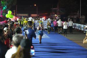 BIB: 21705, 23526, 20589
                            <button type="button" onclick="openModal(16113923)" class="btn btn-primary btn-sm float-right btn-popup" data-toggle="modal" data-target=".modal-high-quality">
                        <i class="fas fa-shopping-cart"></i> Add to Cart
                    </button>
                                            <button type="button" onclick="isThisMe(16113923, true)" class="btn btn-success btn-sm float-right btn-popup btn-isme hidden" data-toggle="tooltip" data-placement="bottom" title="นี่คือรูปของคุณใช่ไหม คลิกที่นี่เพื่อเอาเข้าอัลบั้ม">
                        <i class="fas fa-plus"></i> Add to album
                    </button>
                    <button type="button" onclick="isThisMe(16113923, false)" class="btn btn-warning btn-sm float-right btn-popup btn-isnotme hidden">
                        <i class="fas fa-ban"></i> Remove from album
                    </button>