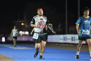 BIB: 3573, 23981, 20814
                            <button type="button" onclick="openModal(16100930)" class="btn btn-primary btn-sm float-right btn-popup" data-toggle="modal" data-target=".modal-high-quality">
                        <i class="fas fa-shopping-cart"></i> Add to Cart
                    </button>
                                            <button type="button" onclick="isThisMe(16100930, true)" class="btn btn-success btn-sm float-right btn-popup btn-isme hidden" data-toggle="tooltip" data-placement="bottom" title="นี่คือรูปของคุณใช่ไหม คลิกที่นี่เพื่อเอาเข้าอัลบั้ม">
                        <i class="fas fa-plus"></i> Add to album
                    </button>
                    <button type="button" onclick="isThisMe(16100930, false)" class="btn btn-warning btn-sm float-right btn-popup btn-isnotme hidden">
                        <i class="fas fa-ban"></i> Remove from album
                    </button>