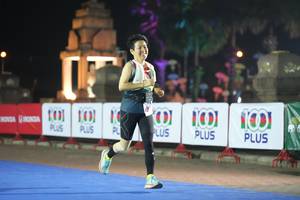 BIB: 2205, 254, 2115
                            <button type="button" onclick="openModal(16107099)" class="btn btn-primary btn-sm float-right btn-popup" data-toggle="modal" data-target=".modal-high-quality">
                        <i class="fas fa-shopping-cart"></i> Add to Cart
                    </button>
                                            <button type="button" onclick="isThisMe(16107099, true)" class="btn btn-success btn-sm float-right btn-popup btn-isme hidden" data-toggle="tooltip" data-placement="bottom" title="นี่คือรูปของคุณใช่ไหม คลิกที่นี่เพื่อเอาเข้าอัลบั้ม">
                        <i class="fas fa-plus"></i> Add to album
                    </button>
                    <button type="button" onclick="isThisMe(16107099, false)" class="btn btn-warning btn-sm float-right btn-popup btn-isnotme hidden">
                        <i class="fas fa-ban"></i> Remove from album
                    </button>