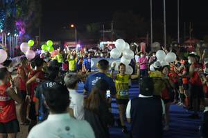 BIB: 533, 0265, 25246, 559, 25579, 61202, 637, 7627
                            <button type="button" onclick="openModal(16114083)" class="btn btn-primary btn-sm float-right btn-popup" data-toggle="modal" data-target=".modal-high-quality">
                        <i class="fas fa-shopping-cart"></i> Add to Cart
                    </button>
                                            <button type="button" onclick="isThisMe(16114083, true)" class="btn btn-success btn-sm float-right btn-popup btn-isme hidden" data-toggle="tooltip" data-placement="bottom" title="นี่คือรูปของคุณใช่ไหม คลิกที่นี่เพื่อเอาเข้าอัลบั้ม">
                        <i class="fas fa-plus"></i> Add to album
                    </button>
                    <button type="button" onclick="isThisMe(16114083, false)" class="btn btn-warning btn-sm float-right btn-popup btn-isnotme hidden">
                        <i class="fas fa-ban"></i> Remove from album
                    </button>