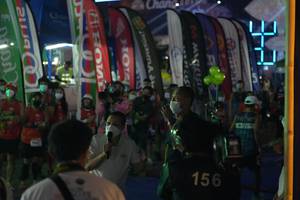 BIB: 21589, 26340
                            <button type="button" onclick="openModal(16111310)" class="btn btn-primary btn-sm float-right btn-popup" data-toggle="modal" data-target=".modal-high-quality">
                        <i class="fas fa-shopping-cart"></i> Add to Cart
                    </button>
                                            <button type="button" onclick="isThisMe(16111310, true)" class="btn btn-success btn-sm float-right btn-popup btn-isme hidden" data-toggle="tooltip" data-placement="bottom" title="นี่คือรูปของคุณใช่ไหม คลิกที่นี่เพื่อเอาเข้าอัลบั้ม">
                        <i class="fas fa-plus"></i> Add to album
                    </button>
                    <button type="button" onclick="isThisMe(16111310, false)" class="btn btn-warning btn-sm float-right btn-popup btn-isnotme hidden">
                        <i class="fas fa-ban"></i> Remove from album
                    </button>