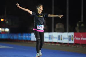 BIB: 7345, 26274
                            <button type="button" onclick="openModal(16101160)" class="btn btn-primary btn-sm float-right btn-popup" data-toggle="modal" data-target=".modal-high-quality">
                        <i class="fas fa-shopping-cart"></i> Add to Cart
                    </button>
                                            <button type="button" onclick="isThisMe(16101160, true)" class="btn btn-success btn-sm float-right btn-popup btn-isme hidden" data-toggle="tooltip" data-placement="bottom" title="นี่คือรูปของคุณใช่ไหม คลิกที่นี่เพื่อเอาเข้าอัลบั้ม">
                        <i class="fas fa-plus"></i> Add to album
                    </button>
                    <button type="button" onclick="isThisMe(16101160, false)" class="btn btn-warning btn-sm float-right btn-popup btn-isnotme hidden">
                        <i class="fas fa-ban"></i> Remove from album
                    </button>