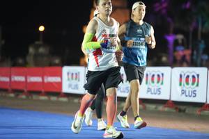 BIB: 20718, 23518
                            <button type="button" onclick="openModal(16097397)" class="btn btn-primary btn-sm float-right btn-popup" data-toggle="modal" data-target=".modal-high-quality">
                        <i class="fas fa-shopping-cart"></i> Add to Cart
                    </button>
                                            <button type="button" onclick="isThisMe(16097397, true)" class="btn btn-success btn-sm float-right btn-popup btn-isme hidden" data-toggle="tooltip" data-placement="bottom" title="นี่คือรูปของคุณใช่ไหม คลิกที่นี่เพื่อเอาเข้าอัลบั้ม">
                        <i class="fas fa-plus"></i> Add to album
                    </button>
                    <button type="button" onclick="isThisMe(16097397, false)" class="btn btn-warning btn-sm float-right btn-popup btn-isnotme hidden">
                        <i class="fas fa-ban"></i> Remove from album
                    </button>