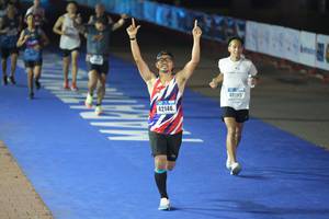 BIB: 2101, 2148, 766
                            <button type="button" onclick="openModal(16121034)" class="btn btn-primary btn-sm float-right btn-popup" data-toggle="modal" data-target=".modal-high-quality">
                        <i class="fas fa-shopping-cart"></i> Add to Cart
                    </button>
                                            <button type="button" onclick="isThisMe(16121034, true)" class="btn btn-success btn-sm float-right btn-popup btn-isme hidden" data-toggle="tooltip" data-placement="bottom" title="นี่คือรูปของคุณใช่ไหม คลิกที่นี่เพื่อเอาเข้าอัลบั้ม">
                        <i class="fas fa-plus"></i> Add to album
                    </button>
                    <button type="button" onclick="isThisMe(16121034, false)" class="btn btn-warning btn-sm float-right btn-popup btn-isnotme hidden">
                        <i class="fas fa-ban"></i> Remove from album
                    </button>