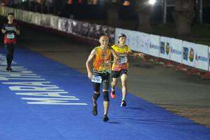 BIB: 01638
                            <button type="button" onclick="openModal(16117752)" class="btn btn-primary btn-sm float-right btn-popup" data-toggle="modal" data-target=".modal-high-quality">
                        <i class="fas fa-shopping-cart"></i> Add to Cart
                    </button>
                                            <button type="button" onclick="isThisMe(16117752, true)" class="btn btn-success btn-sm float-right btn-popup btn-isme hidden" data-toggle="tooltip" data-placement="bottom" title="นี่คือรูปของคุณใช่ไหม คลิกที่นี่เพื่อเอาเข้าอัลบั้ม">
                        <i class="fas fa-plus"></i> Add to album
                    </button>
                    <button type="button" onclick="isThisMe(16117752, false)" class="btn btn-warning btn-sm float-right btn-popup btn-isnotme hidden">
                        <i class="fas fa-ban"></i> Remove from album
                    </button>