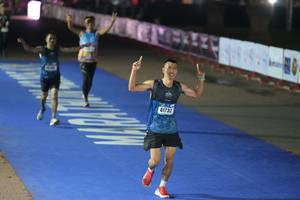 BIB: 79213, 25223
                            <button type="button" onclick="openModal(16118418)" class="btn btn-primary btn-sm float-right btn-popup" data-toggle="modal" data-target=".modal-high-quality">
                        <i class="fas fa-shopping-cart"></i> Add to Cart
                    </button>
                                            <button type="button" onclick="isThisMe(16118418, true)" class="btn btn-success btn-sm float-right btn-popup btn-isme hidden" data-toggle="tooltip" data-placement="bottom" title="นี่คือรูปของคุณใช่ไหม คลิกที่นี่เพื่อเอาเข้าอัลบั้ม">
                        <i class="fas fa-plus"></i> Add to album
                    </button>
                    <button type="button" onclick="isThisMe(16118418, false)" class="btn btn-warning btn-sm float-right btn-popup btn-isnotme hidden">
                        <i class="fas fa-ban"></i> Remove from album
                    </button>