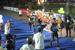 BIB: 204, 22511, 20208, 26585
                            <button type="button" onclick="openModal(16112526)" class="btn btn-primary btn-sm float-right btn-popup" data-toggle="modal" data-target=".modal-high-quality">
                        <i class="fas fa-shopping-cart"></i> Add to Cart
                    </button>
                                            <button type="button" onclick="isThisMe(16112526, true)" class="btn btn-success btn-sm float-right btn-popup btn-isme hidden" data-toggle="tooltip" data-placement="bottom" title="นี่คือรูปของคุณใช่ไหม คลิกที่นี่เพื่อเอาเข้าอัลบั้ม">
                        <i class="fas fa-plus"></i> Add to album
                    </button>
                    <button type="button" onclick="isThisMe(16112526, false)" class="btn btn-warning btn-sm float-right btn-popup btn-isnotme hidden">
                        <i class="fas fa-ban"></i> Remove from album
                    </button>