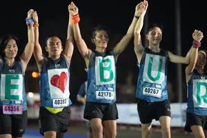 BIB: 2025, 2573, 23143, 21858, 752
                            <button type="button" onclick="openModal(16092035)" class="btn btn-primary btn-sm float-right btn-popup" data-toggle="modal" data-target=".modal-high-quality">
                        <i class="fas fa-shopping-cart"></i> Add to Cart
                    </button>
                                            <button type="button" onclick="isThisMe(16092035, true)" class="btn btn-success btn-sm float-right btn-popup btn-isme hidden" data-toggle="tooltip" data-placement="bottom" title="นี่คือรูปของคุณใช่ไหม คลิกที่นี่เพื่อเอาเข้าอัลบั้ม">
                        <i class="fas fa-plus"></i> Add to album
                    </button>
                    <button type="button" onclick="isThisMe(16092035, false)" class="btn btn-warning btn-sm float-right btn-popup btn-isnotme hidden">
                        <i class="fas fa-ban"></i> Remove from album
                    </button>