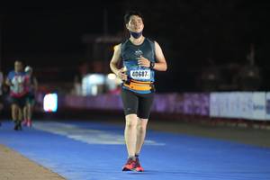 BIB: 040, 2522
                            <button type="button" onclick="openModal(16092357)" class="btn btn-primary btn-sm float-right btn-popup" data-toggle="modal" data-target=".modal-high-quality">
                        <i class="fas fa-shopping-cart"></i> Add to Cart
                    </button>
                                            <button type="button" onclick="isThisMe(16092357, true)" class="btn btn-success btn-sm float-right btn-popup btn-isme hidden" data-toggle="tooltip" data-placement="bottom" title="นี่คือรูปของคุณใช่ไหม คลิกที่นี่เพื่อเอาเข้าอัลบั้ม">
                        <i class="fas fa-plus"></i> Add to album
                    </button>
                    <button type="button" onclick="isThisMe(16092357, false)" class="btn btn-warning btn-sm float-right btn-popup btn-isnotme hidden">
                        <i class="fas fa-ban"></i> Remove from album
                    </button>