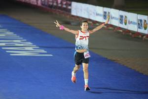 BIB: 2637
                            <button type="button" onclick="openModal(16118280)" class="btn btn-primary btn-sm float-right btn-popup" data-toggle="modal" data-target=".modal-high-quality">
                        <i class="fas fa-shopping-cart"></i> Add to Cart
                    </button>
                                            <button type="button" onclick="isThisMe(16118280, true)" class="btn btn-success btn-sm float-right btn-popup btn-isme hidden" data-toggle="tooltip" data-placement="bottom" title="นี่คือรูปของคุณใช่ไหม คลิกที่นี่เพื่อเอาเข้าอัลบั้ม">
                        <i class="fas fa-plus"></i> Add to album
                    </button>
                    <button type="button" onclick="isThisMe(16118280, false)" class="btn btn-warning btn-sm float-right btn-popup btn-isnotme hidden">
                        <i class="fas fa-ban"></i> Remove from album
                    </button>