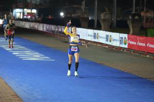 BIB: 25953
                            <button type="button" onclick="openModal(16122131)" class="btn btn-primary btn-sm float-right btn-popup" data-toggle="modal" data-target=".modal-high-quality">
                        <i class="fas fa-shopping-cart"></i> Add to Cart
                    </button>
                                            <button type="button" onclick="isThisMe(16122131, true)" class="btn btn-success btn-sm float-right btn-popup btn-isme hidden" data-toggle="tooltip" data-placement="bottom" title="นี่คือรูปของคุณใช่ไหม คลิกที่นี่เพื่อเอาเข้าอัลบั้ม">
                        <i class="fas fa-plus"></i> Add to album
                    </button>
                    <button type="button" onclick="isThisMe(16122131, false)" class="btn btn-warning btn-sm float-right btn-popup btn-isnotme hidden">
                        <i class="fas fa-ban"></i> Remove from album
                    </button>