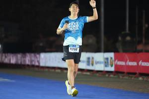 BIB: 21218, 22316, 20104
                            <button type="button" onclick="openModal(16091829)" class="btn btn-primary btn-sm float-right btn-popup" data-toggle="modal" data-target=".modal-high-quality">
                        <i class="fas fa-shopping-cart"></i> Add to Cart
                    </button>
                                            <button type="button" onclick="isThisMe(16091829, true)" class="btn btn-success btn-sm float-right btn-popup btn-isme hidden" data-toggle="tooltip" data-placement="bottom" title="นี่คือรูปของคุณใช่ไหม คลิกที่นี่เพื่อเอาเข้าอัลบั้ม">
                        <i class="fas fa-plus"></i> Add to album
                    </button>
                    <button type="button" onclick="isThisMe(16091829, false)" class="btn btn-warning btn-sm float-right btn-popup btn-isnotme hidden">
                        <i class="fas fa-ban"></i> Remove from album
                    </button>