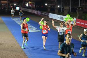 BIB: 2251
                            <button type="button" onclick="openModal(16137514)" class="btn btn-primary btn-sm float-right btn-popup" data-toggle="modal" data-target=".modal-high-quality">
                        <i class="fas fa-shopping-cart"></i> Add to Cart
                    </button>
                                            <button type="button" onclick="isThisMe(16137514, true)" class="btn btn-success btn-sm float-right btn-popup btn-isme hidden" data-toggle="tooltip" data-placement="bottom" title="นี่คือรูปของคุณใช่ไหม คลิกที่นี่เพื่อเอาเข้าอัลบั้ม">
                        <i class="fas fa-plus"></i> Add to album
                    </button>
                    <button type="button" onclick="isThisMe(16137514, false)" class="btn btn-warning btn-sm float-right btn-popup btn-isnotme hidden">
                        <i class="fas fa-ban"></i> Remove from album
                    </button>