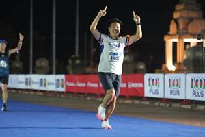 BIB: 21051, 203, 144
                            <button type="button" onclick="openModal(16091787)" class="btn btn-primary btn-sm float-right btn-popup" data-toggle="modal" data-target=".modal-high-quality">
                        <i class="fas fa-shopping-cart"></i> Add to Cart
                    </button>
                                            <button type="button" onclick="isThisMe(16091787, true)" class="btn btn-success btn-sm float-right btn-popup btn-isme hidden" data-toggle="tooltip" data-placement="bottom" title="นี่คือรูปของคุณใช่ไหม คลิกที่นี่เพื่อเอาเข้าอัลบั้ม">
                        <i class="fas fa-plus"></i> Add to album
                    </button>
                    <button type="button" onclick="isThisMe(16091787, false)" class="btn btn-warning btn-sm float-right btn-popup btn-isnotme hidden">
                        <i class="fas fa-ban"></i> Remove from album
                    </button>