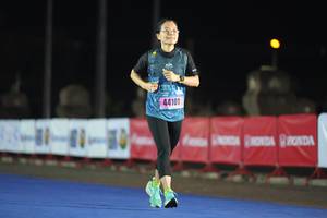 BIB: 20950
                            <button type="button" onclick="openModal(16089468)" class="btn btn-primary btn-sm float-right btn-popup" data-toggle="modal" data-target=".modal-high-quality">
                        <i class="fas fa-shopping-cart"></i> Add to Cart
                    </button>
                                            <button type="button" onclick="isThisMe(16089468, true)" class="btn btn-success btn-sm float-right btn-popup btn-isme hidden" data-toggle="tooltip" data-placement="bottom" title="นี่คือรูปของคุณใช่ไหม คลิกที่นี่เพื่อเอาเข้าอัลบั้ม">
                        <i class="fas fa-plus"></i> Add to album
                    </button>
                    <button type="button" onclick="isThisMe(16089468, false)" class="btn btn-warning btn-sm float-right btn-popup btn-isnotme hidden">
                        <i class="fas fa-ban"></i> Remove from album
                    </button>