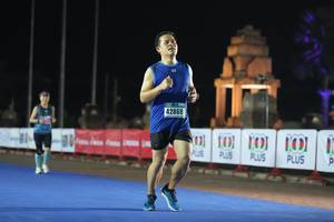 BIB: 2563
                            <button type="button" onclick="openModal(16098727)" class="btn btn-primary btn-sm float-right btn-popup" data-toggle="modal" data-target=".modal-high-quality">
                        <i class="fas fa-shopping-cart"></i> Add to Cart
                    </button>
                                            <button type="button" onclick="isThisMe(16098727, true)" class="btn btn-success btn-sm float-right btn-popup btn-isme hidden" data-toggle="tooltip" data-placement="bottom" title="นี่คือรูปของคุณใช่ไหม คลิกที่นี่เพื่อเอาเข้าอัลบั้ม">
                        <i class="fas fa-plus"></i> Add to album
                    </button>
                    <button type="button" onclick="isThisMe(16098727, false)" class="btn btn-warning btn-sm float-right btn-popup btn-isnotme hidden">
                        <i class="fas fa-ban"></i> Remove from album
                    </button>