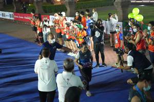 BIB: 25204, 22746, 138, 21546
                            <button type="button" onclick="openModal(16113328)" class="btn btn-primary btn-sm float-right btn-popup" data-toggle="modal" data-target=".modal-high-quality">
                        <i class="fas fa-shopping-cart"></i> Add to Cart
                    </button>
                                            <button type="button" onclick="isThisMe(16113328, true)" class="btn btn-success btn-sm float-right btn-popup btn-isme hidden" data-toggle="tooltip" data-placement="bottom" title="นี่คือรูปของคุณใช่ไหม คลิกที่นี่เพื่อเอาเข้าอัลบั้ม">
                        <i class="fas fa-plus"></i> Add to album
                    </button>
                    <button type="button" onclick="isThisMe(16113328, false)" class="btn btn-warning btn-sm float-right btn-popup btn-isnotme hidden">
                        <i class="fas fa-ban"></i> Remove from album
                    </button>