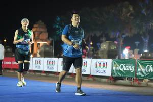 BIB: 25733
                            <button type="button" onclick="openModal(16106518)" class="btn btn-primary btn-sm float-right btn-popup" data-toggle="modal" data-target=".modal-high-quality">
                        <i class="fas fa-shopping-cart"></i> Add to Cart
                    </button>
                                            <button type="button" onclick="isThisMe(16106518, true)" class="btn btn-success btn-sm float-right btn-popup btn-isme hidden" data-toggle="tooltip" data-placement="bottom" title="นี่คือรูปของคุณใช่ไหม คลิกที่นี่เพื่อเอาเข้าอัลบั้ม">
                        <i class="fas fa-plus"></i> Add to album
                    </button>
                    <button type="button" onclick="isThisMe(16106518, false)" class="btn btn-warning btn-sm float-right btn-popup btn-isnotme hidden">
                        <i class="fas fa-ban"></i> Remove from album
                    </button>