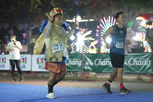 BIB: 2662
                            <button type="button" onclick="openModal(16109162)" class="btn btn-primary btn-sm float-right btn-popup" data-toggle="modal" data-target=".modal-high-quality">
                        <i class="fas fa-shopping-cart"></i> Add to Cart
                    </button>
                                            <button type="button" onclick="isThisMe(16109162, true)" class="btn btn-success btn-sm float-right btn-popup btn-isme hidden" data-toggle="tooltip" data-placement="bottom" title="นี่คือรูปของคุณใช่ไหม คลิกที่นี่เพื่อเอาเข้าอัลบั้ม">
                        <i class="fas fa-plus"></i> Add to album
                    </button>
                    <button type="button" onclick="isThisMe(16109162, false)" class="btn btn-warning btn-sm float-right btn-popup btn-isnotme hidden">
                        <i class="fas fa-ban"></i> Remove from album
                    </button>