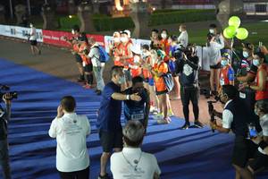 BIB: 25204, 23671, 26110, 21381, 2407
                            <button type="button" onclick="openModal(16113180)" class="btn btn-primary btn-sm float-right btn-popup" data-toggle="modal" data-target=".modal-high-quality">
                        <i class="fas fa-shopping-cart"></i> Add to Cart
                    </button>
                                            <button type="button" onclick="isThisMe(16113180, true)" class="btn btn-success btn-sm float-right btn-popup btn-isme hidden" data-toggle="tooltip" data-placement="bottom" title="นี่คือรูปของคุณใช่ไหม คลิกที่นี่เพื่อเอาเข้าอัลบั้ม">
                        <i class="fas fa-plus"></i> Add to album
                    </button>
                    <button type="button" onclick="isThisMe(16113180, false)" class="btn btn-warning btn-sm float-right btn-popup btn-isnotme hidden">
                        <i class="fas fa-ban"></i> Remove from album
                    </button>