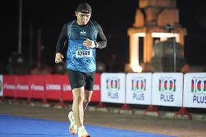 BIB: 20447, 22104, 20779, 22603
                            <button type="button" onclick="openModal(16101288)" class="btn btn-primary btn-sm float-right btn-popup" data-toggle="modal" data-target=".modal-high-quality">
                        <i class="fas fa-shopping-cart"></i> Add to Cart
                    </button>
                                            <button type="button" onclick="isThisMe(16101288, true)" class="btn btn-success btn-sm float-right btn-popup btn-isme hidden" data-toggle="tooltip" data-placement="bottom" title="นี่คือรูปของคุณใช่ไหม คลิกที่นี่เพื่อเอาเข้าอัลบั้ม">
                        <i class="fas fa-plus"></i> Add to album
                    </button>
                    <button type="button" onclick="isThisMe(16101288, false)" class="btn btn-warning btn-sm float-right btn-popup btn-isnotme hidden">
                        <i class="fas fa-ban"></i> Remove from album
                    </button>