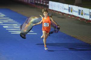 BIB: 2400, 23534
                            <button type="button" onclick="openModal(16122862)" class="btn btn-primary btn-sm float-right btn-popup" data-toggle="modal" data-target=".modal-high-quality">
                        <i class="fas fa-shopping-cart"></i> Add to Cart
                    </button>
                                            <button type="button" onclick="isThisMe(16122862, true)" class="btn btn-success btn-sm float-right btn-popup btn-isme hidden" data-toggle="tooltip" data-placement="bottom" title="นี่คือรูปของคุณใช่ไหม คลิกที่นี่เพื่อเอาเข้าอัลบั้ม">
                        <i class="fas fa-plus"></i> Add to album
                    </button>
                    <button type="button" onclick="isThisMe(16122862, false)" class="btn btn-warning btn-sm float-right btn-popup btn-isnotme hidden">
                        <i class="fas fa-ban"></i> Remove from album
                    </button>