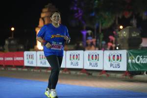 BIB: 22617, 21765
                            <button type="button" onclick="openModal(16099852)" class="btn btn-primary btn-sm float-right btn-popup" data-toggle="modal" data-target=".modal-high-quality">
                        <i class="fas fa-shopping-cart"></i> Add to Cart
                    </button>
                                            <button type="button" onclick="isThisMe(16099852, true)" class="btn btn-success btn-sm float-right btn-popup btn-isme hidden" data-toggle="tooltip" data-placement="bottom" title="นี่คือรูปของคุณใช่ไหม คลิกที่นี่เพื่อเอาเข้าอัลบั้ม">
                        <i class="fas fa-plus"></i> Add to album
                    </button>
                    <button type="button" onclick="isThisMe(16099852, false)" class="btn btn-warning btn-sm float-right btn-popup btn-isnotme hidden">
                        <i class="fas fa-ban"></i> Remove from album
                    </button>