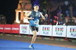 BIB: 2168, 2617, 27109, 20989
                            <button type="button" onclick="openModal(16110594)" class="btn btn-primary btn-sm float-right btn-popup" data-toggle="modal" data-target=".modal-high-quality">
                        <i class="fas fa-shopping-cart"></i> Add to Cart
                    </button>
                                            <button type="button" onclick="isThisMe(16110594, true)" class="btn btn-success btn-sm float-right btn-popup btn-isme hidden" data-toggle="tooltip" data-placement="bottom" title="นี่คือรูปของคุณใช่ไหม คลิกที่นี่เพื่อเอาเข้าอัลบั้ม">
                        <i class="fas fa-plus"></i> Add to album
                    </button>
                    <button type="button" onclick="isThisMe(16110594, false)" class="btn btn-warning btn-sm float-right btn-popup btn-isnotme hidden">
                        <i class="fas fa-ban"></i> Remove from album
                    </button>