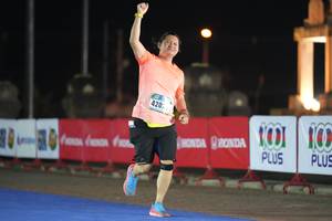 BIB: 21439, 24250
                            <button type="button" onclick="openModal(16092670)" class="btn btn-primary btn-sm float-right btn-popup" data-toggle="modal" data-target=".modal-high-quality">
                        <i class="fas fa-shopping-cart"></i> Add to Cart
                    </button>
                                            <button type="button" onclick="isThisMe(16092670, true)" class="btn btn-success btn-sm float-right btn-popup btn-isme hidden" data-toggle="tooltip" data-placement="bottom" title="นี่คือรูปของคุณใช่ไหม คลิกที่นี่เพื่อเอาเข้าอัลบั้ม">
                        <i class="fas fa-plus"></i> Add to album
                    </button>
                    <button type="button" onclick="isThisMe(16092670, false)" class="btn btn-warning btn-sm float-right btn-popup btn-isnotme hidden">
                        <i class="fas fa-ban"></i> Remove from album
                    </button>