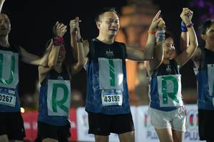 BIB: 0467, 21025
                            <button type="button" onclick="openModal(16092096)" class="btn btn-primary btn-sm float-right btn-popup" data-toggle="modal" data-target=".modal-high-quality">
                        <i class="fas fa-shopping-cart"></i> Add to Cart
                    </button>
                                            <button type="button" onclick="isThisMe(16092096, true)" class="btn btn-success btn-sm float-right btn-popup btn-isme hidden" data-toggle="tooltip" data-placement="bottom" title="นี่คือรูปของคุณใช่ไหม คลิกที่นี่เพื่อเอาเข้าอัลบั้ม">
                        <i class="fas fa-plus"></i> Add to album
                    </button>
                    <button type="button" onclick="isThisMe(16092096, false)" class="btn btn-warning btn-sm float-right btn-popup btn-isnotme hidden">
                        <i class="fas fa-ban"></i> Remove from album
                    </button>